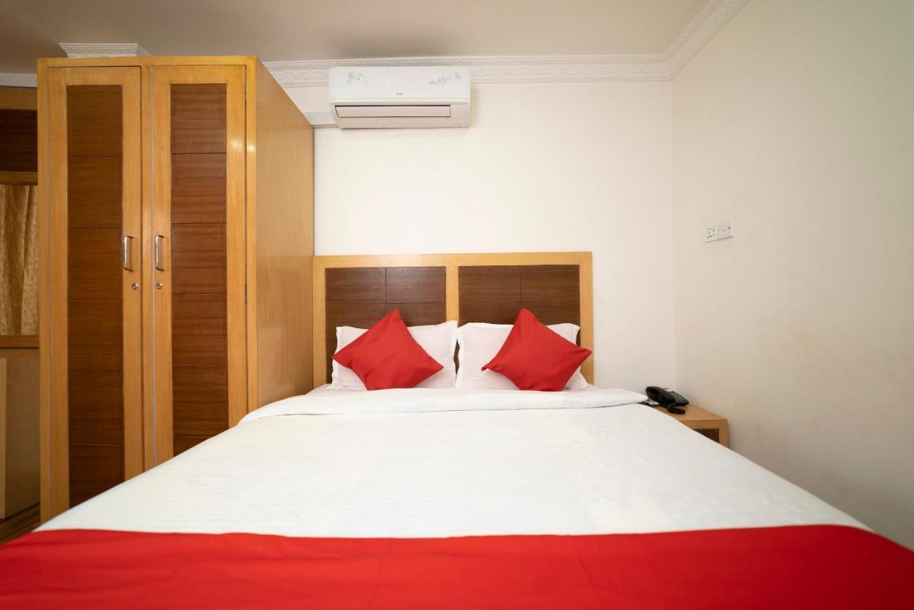 Oyo 318 Hotel Pancha Buddha Katmandu Kültér fotó